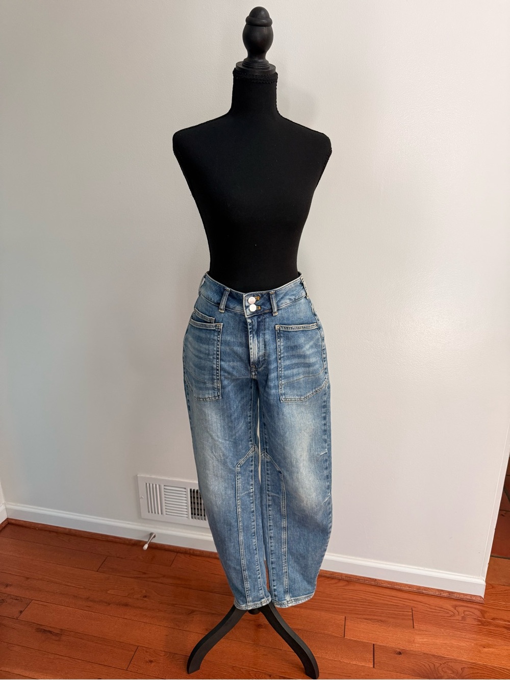 Pilcro Anthropologie Utility Straight Leg Jeans Size 26 Patch Pocket Paneled - Picture 2 of 9